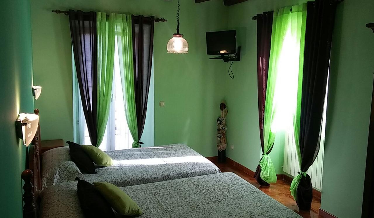 Hostal Ekaitza Lesaka Zewnętrze zdjęcie